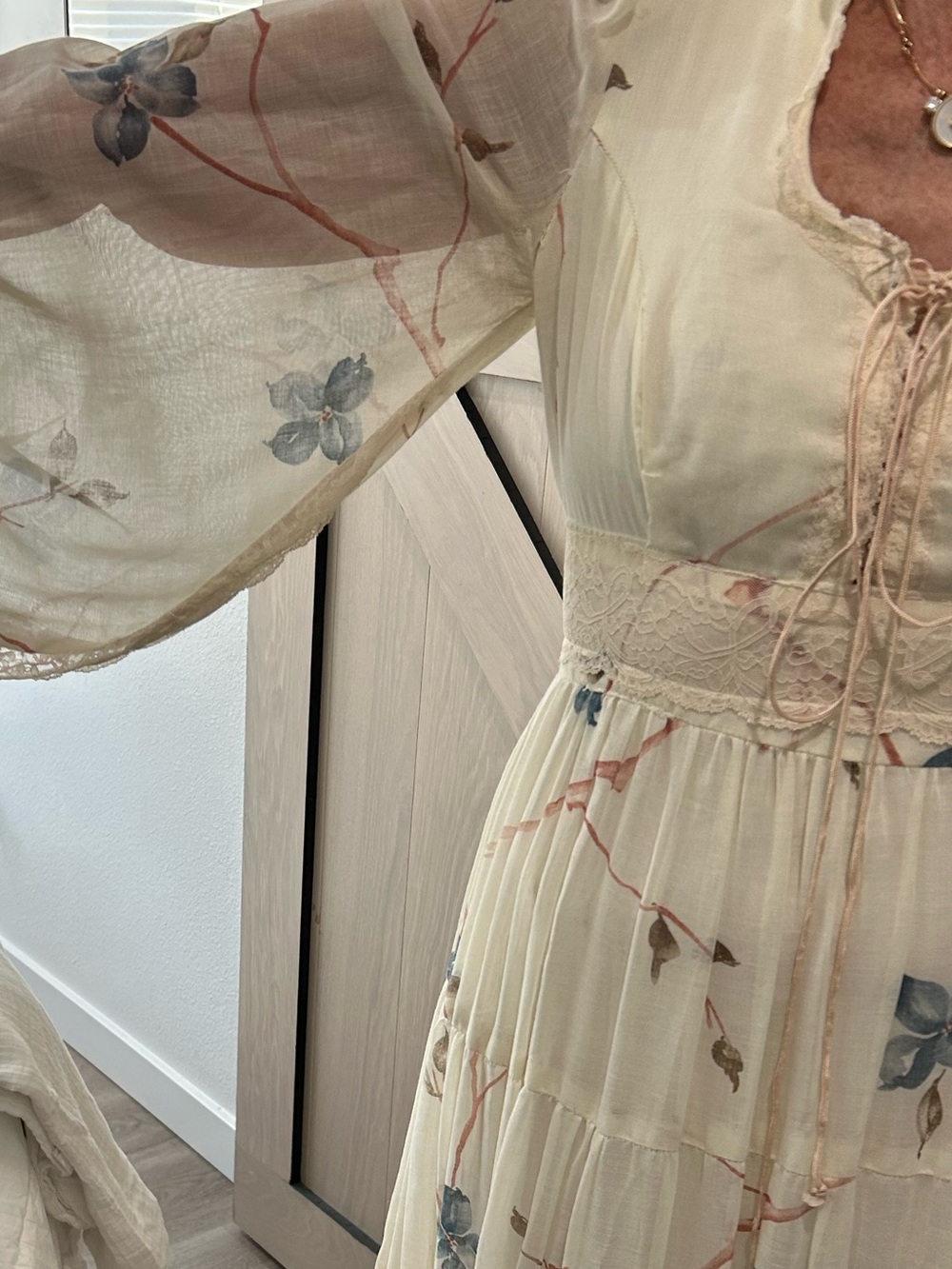 70’s Gunne Sax floral Dogwood print maxi bishop sleeve cream Sz Xs-Small - Picture 15 of 16